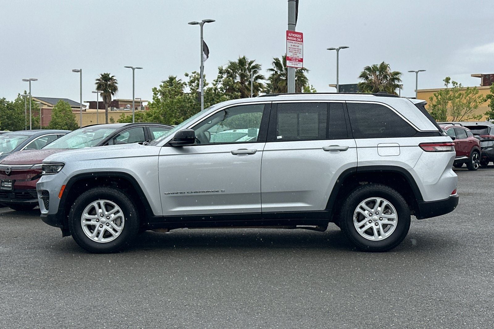 2024 Jeep Grand Cherokee Laredo