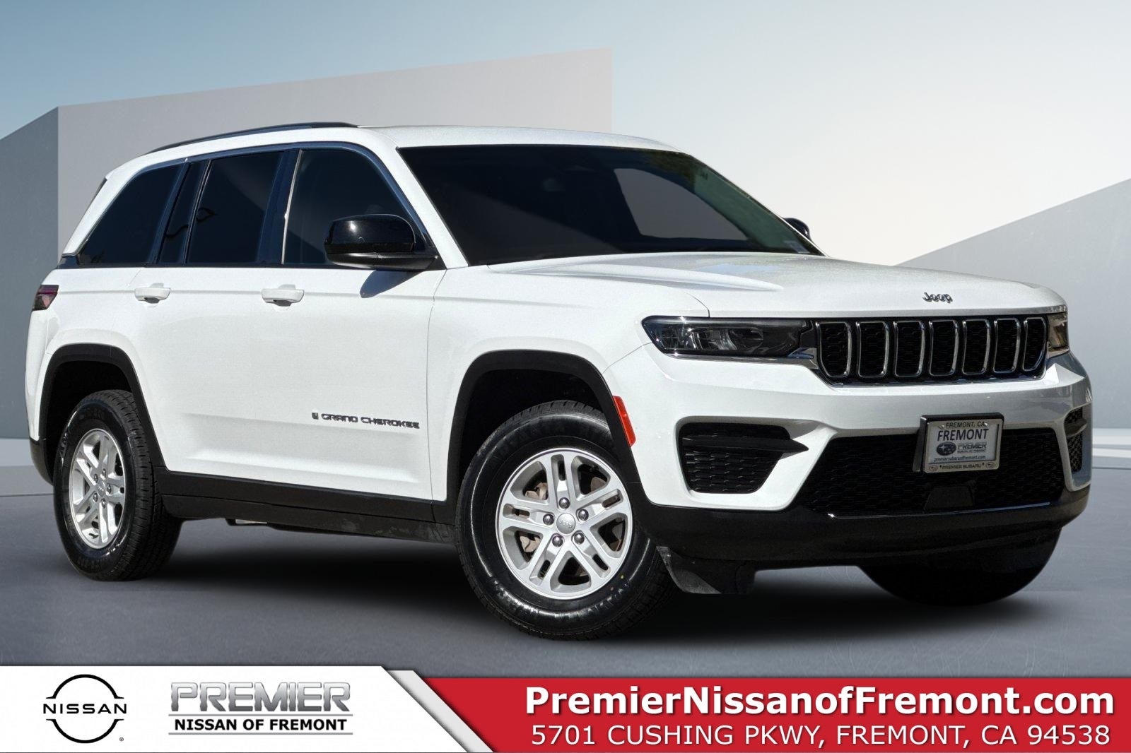 2023 Jeep Grand Cherokee Laredo