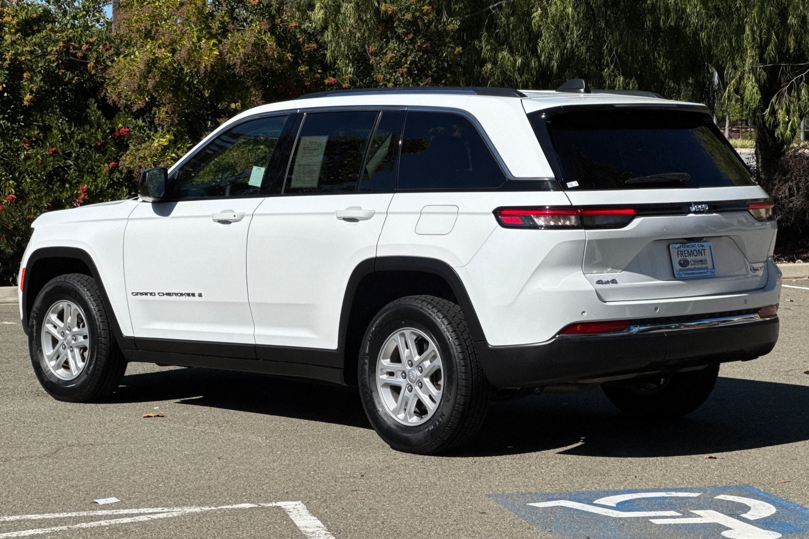 2023 Jeep Grand Cherokee Laredo