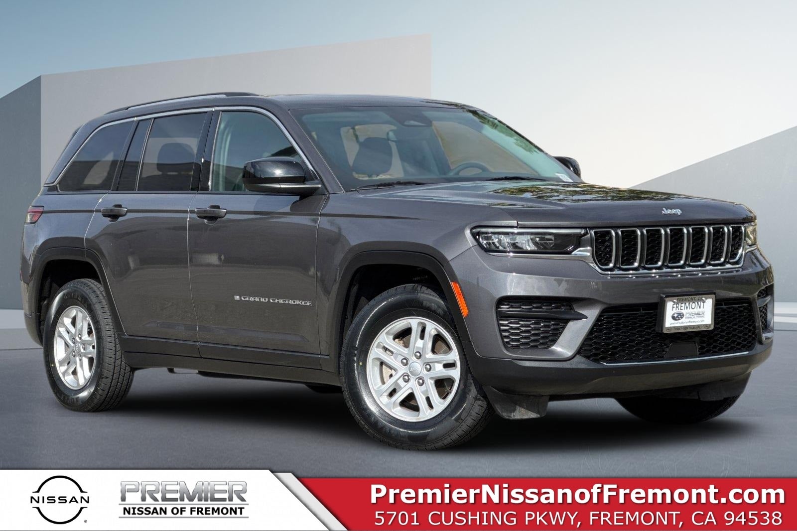 2023 Jeep Grand Cherokee Laredo