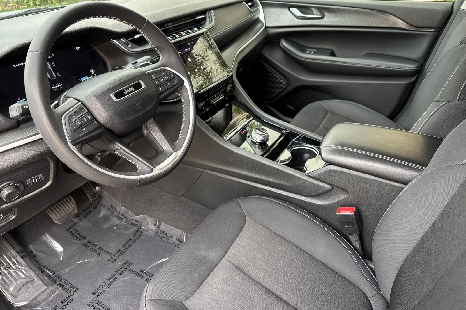 2023 Jeep Grand Cherokee Laredo