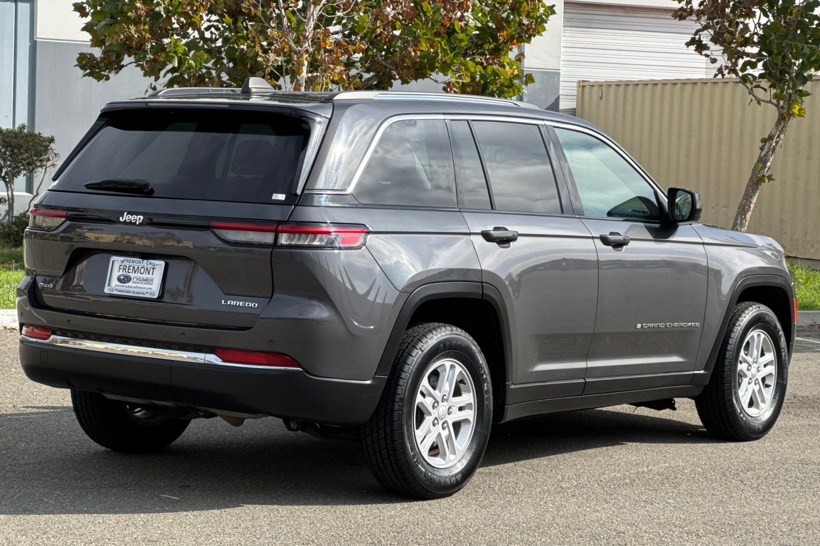 2023 Jeep Grand Cherokee Laredo