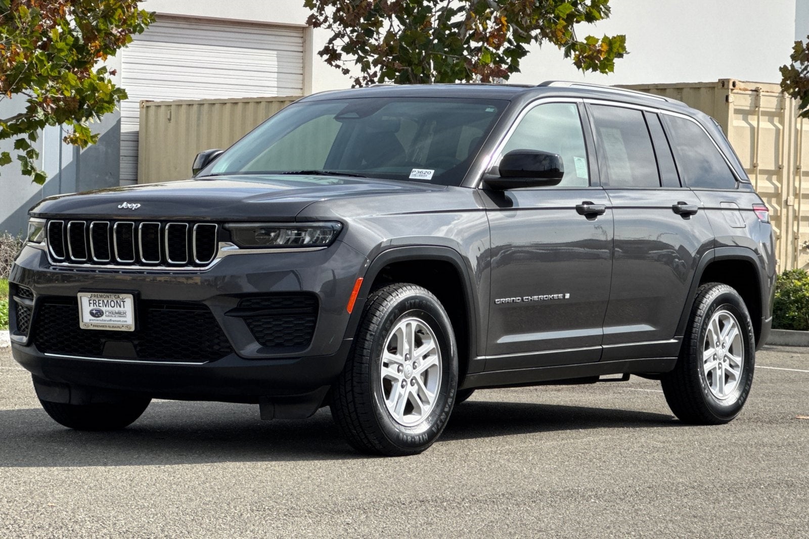 2023 Jeep Grand Cherokee Laredo