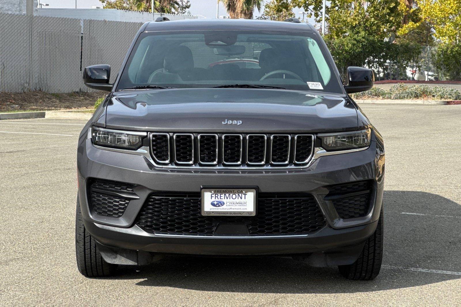 2023 Jeep Grand Cherokee Laredo