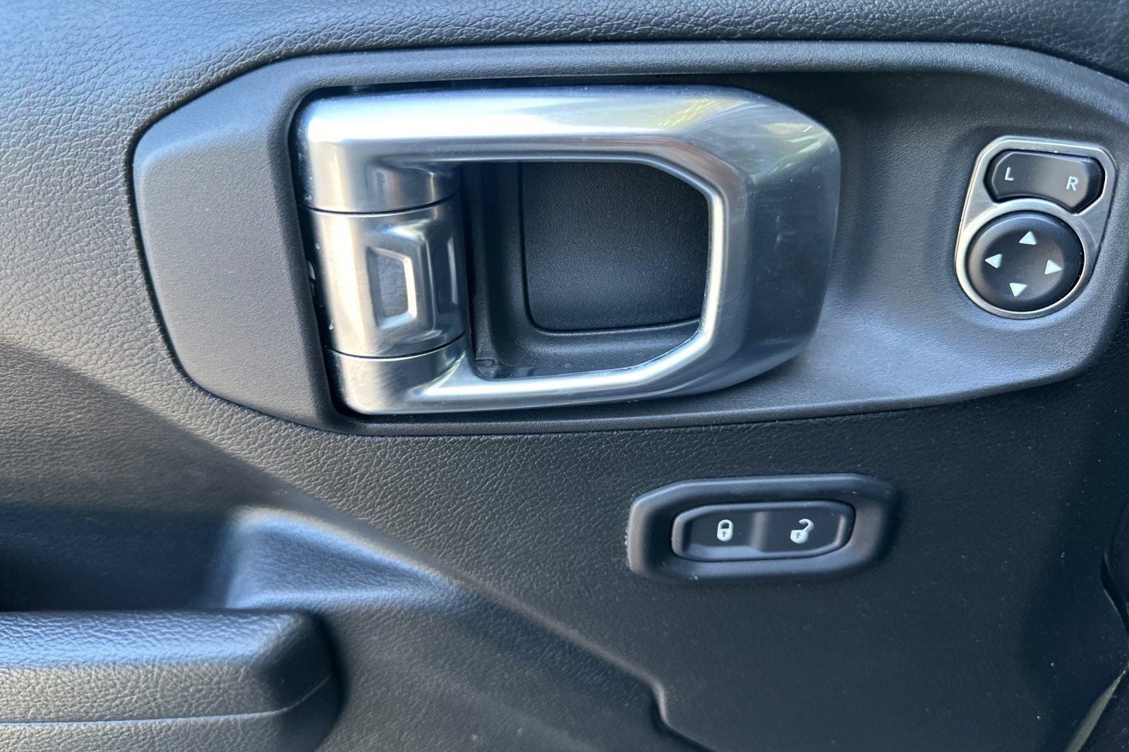 2024 Jeep Wrangler Sport S 4xe