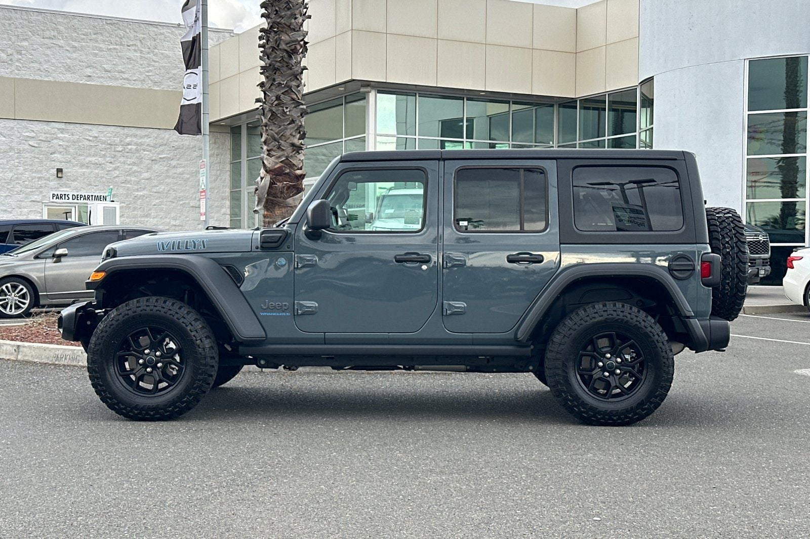 2025 Jeep Wrangler Willys 4xe