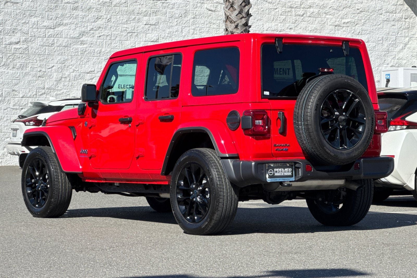 2025 Jeep Wrangler Sahara 4xe