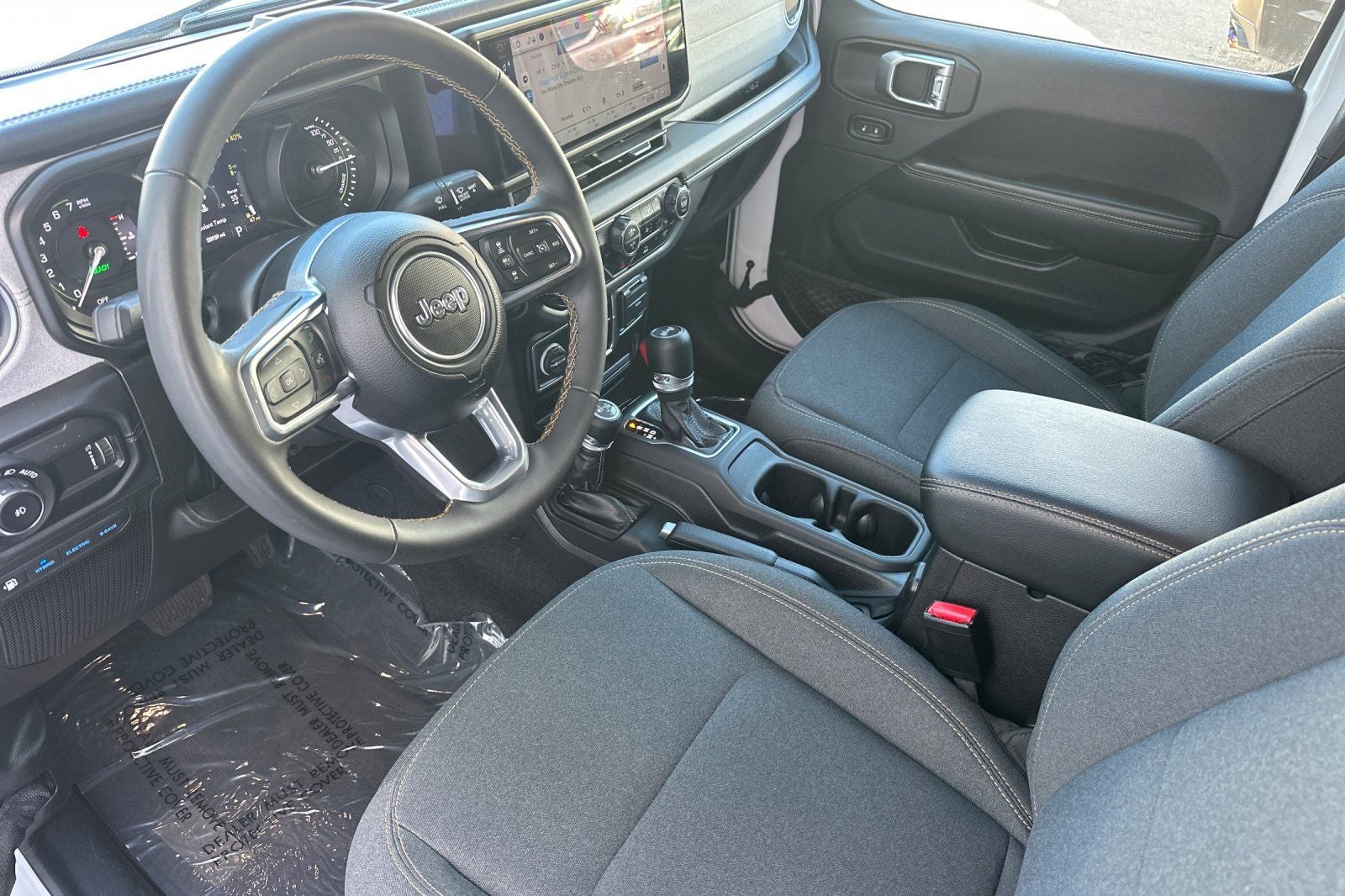 2024 Jeep Wrangler Sahara 4xe