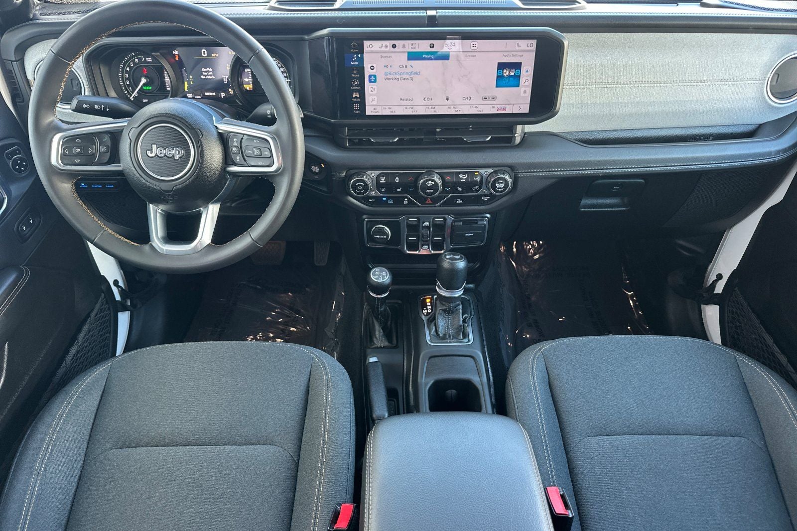 2024 Jeep Wrangler Sahara 4xe