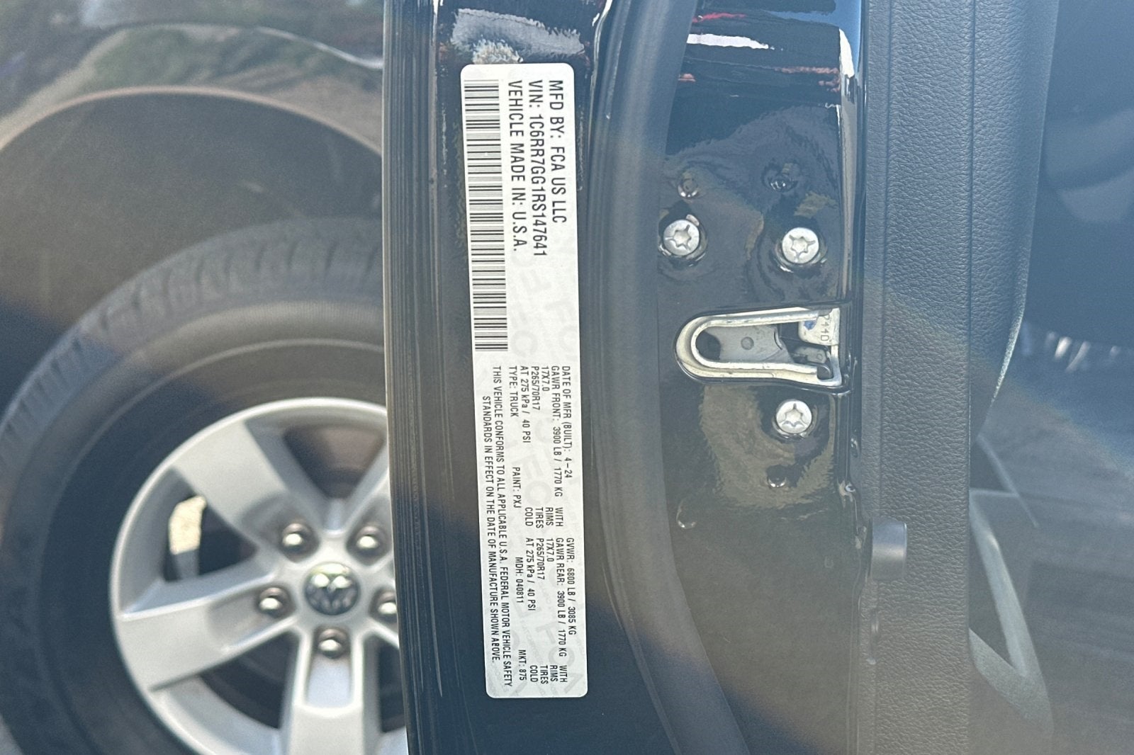 2024 RAM 1500 Classic SLT