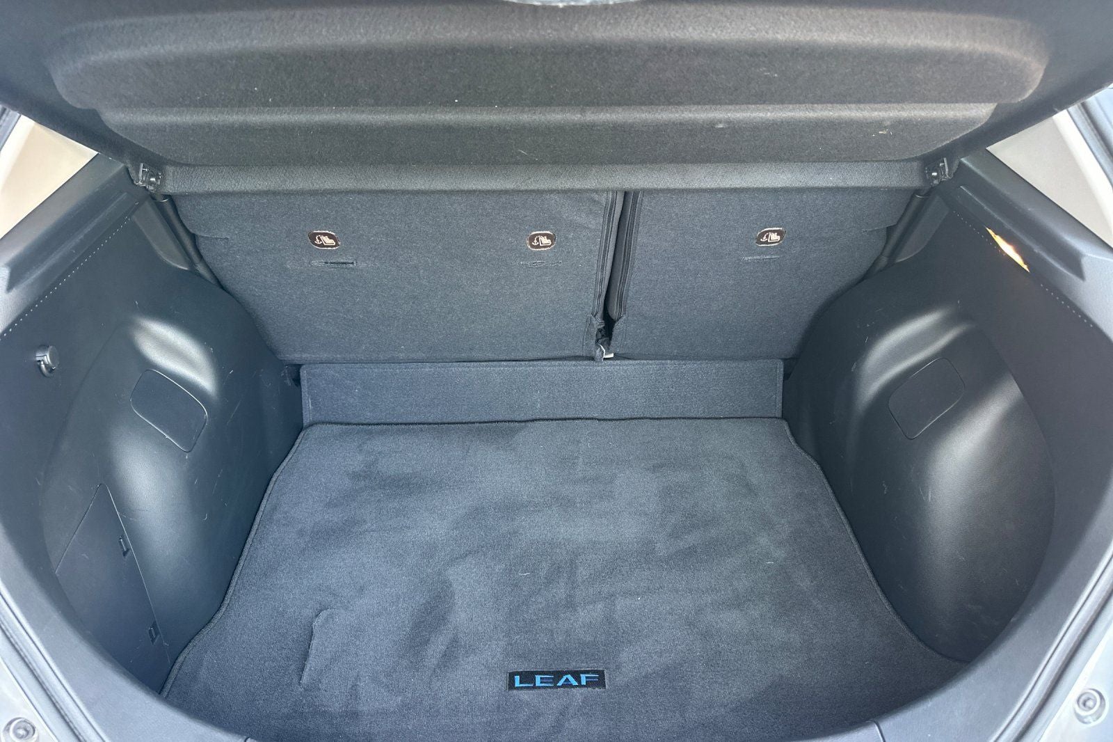 2025 Nissan Leaf S