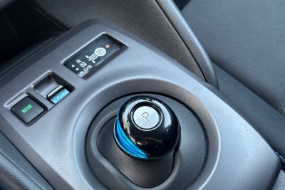 2025 Nissan Leaf S