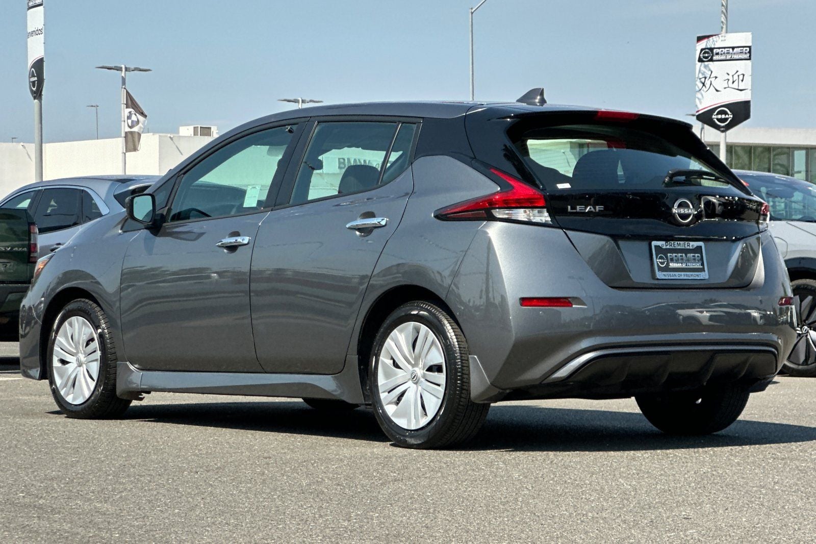 2025 Nissan Leaf S