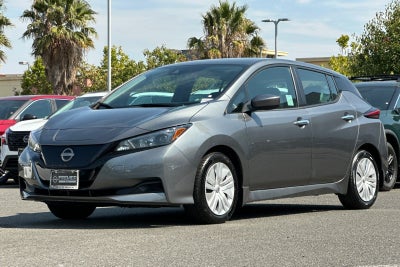 2025 Nissan Leaf S