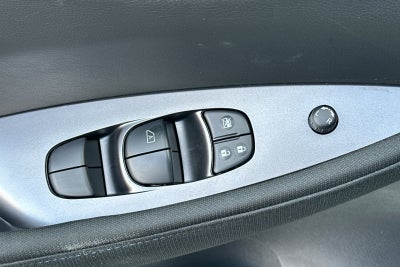 2025 Nissan Leaf S