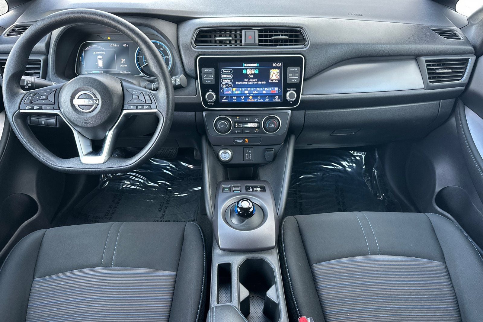 2025 Nissan Leaf S