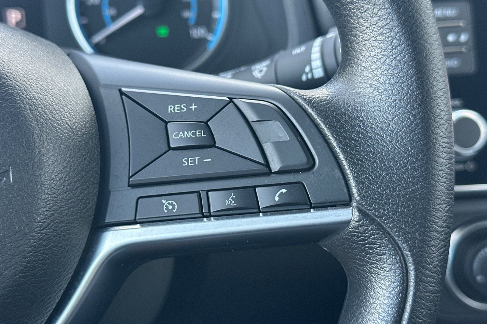 2025 Nissan Leaf S