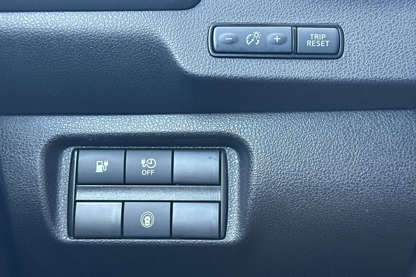 2025 Nissan Leaf S
