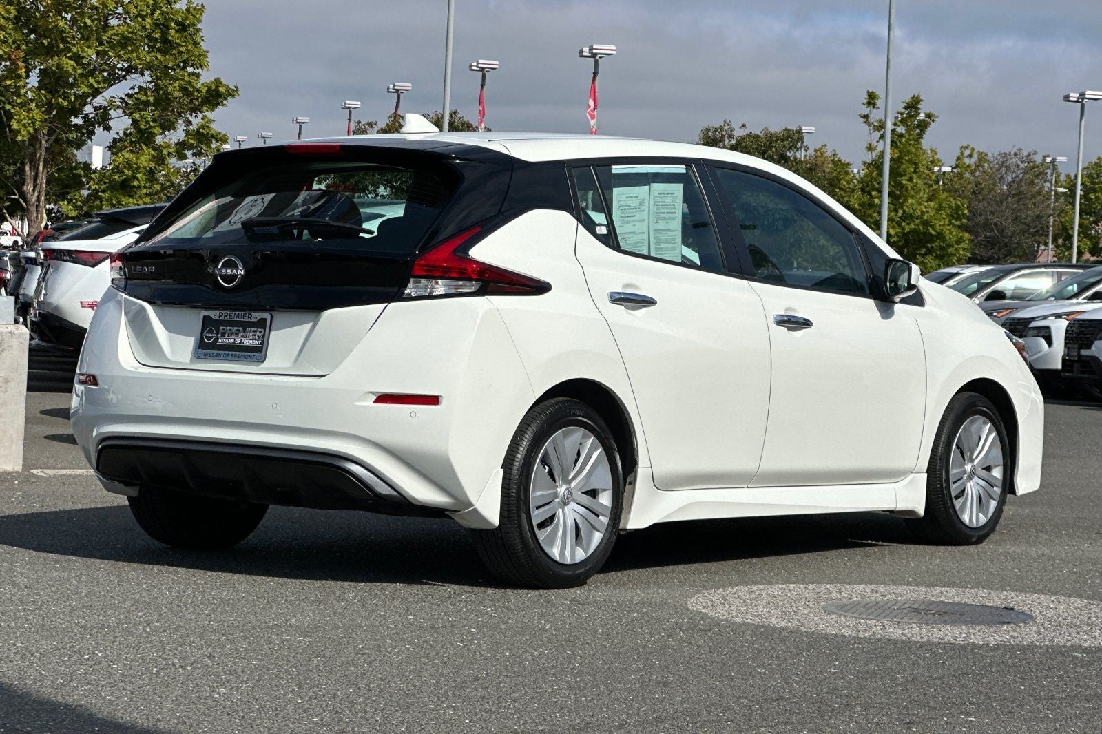 2025 Nissan Leaf S