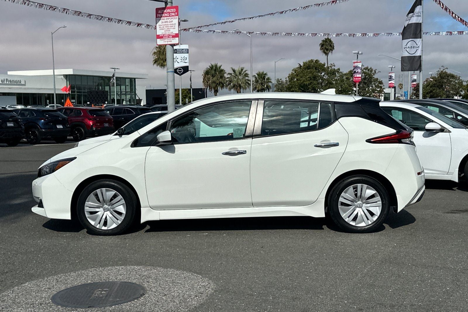 2025 Nissan Leaf S