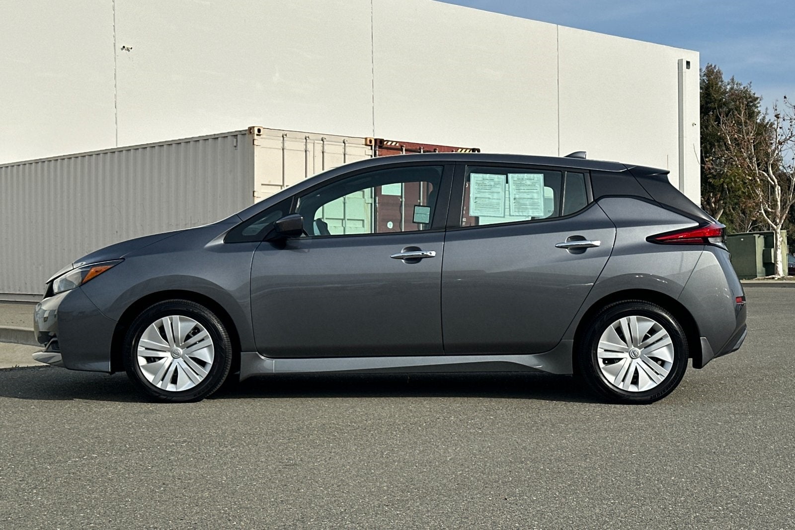 2024 Nissan Leaf S