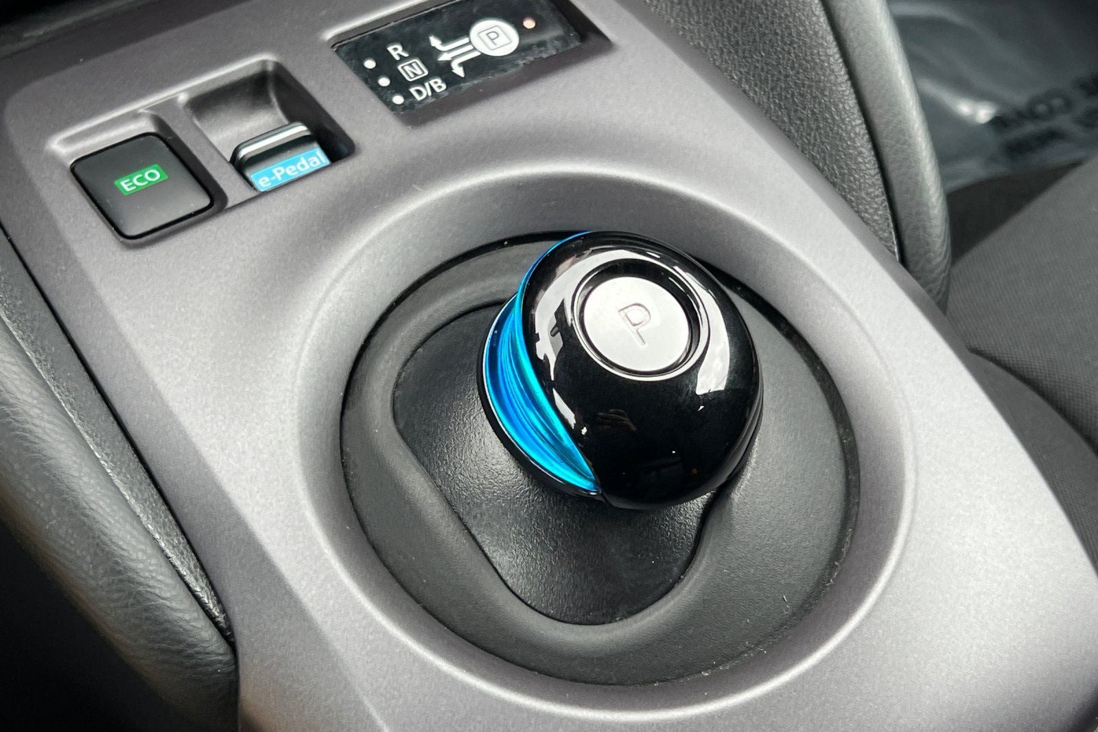 2025 Nissan Leaf S