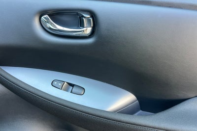 2025 Nissan Leaf S