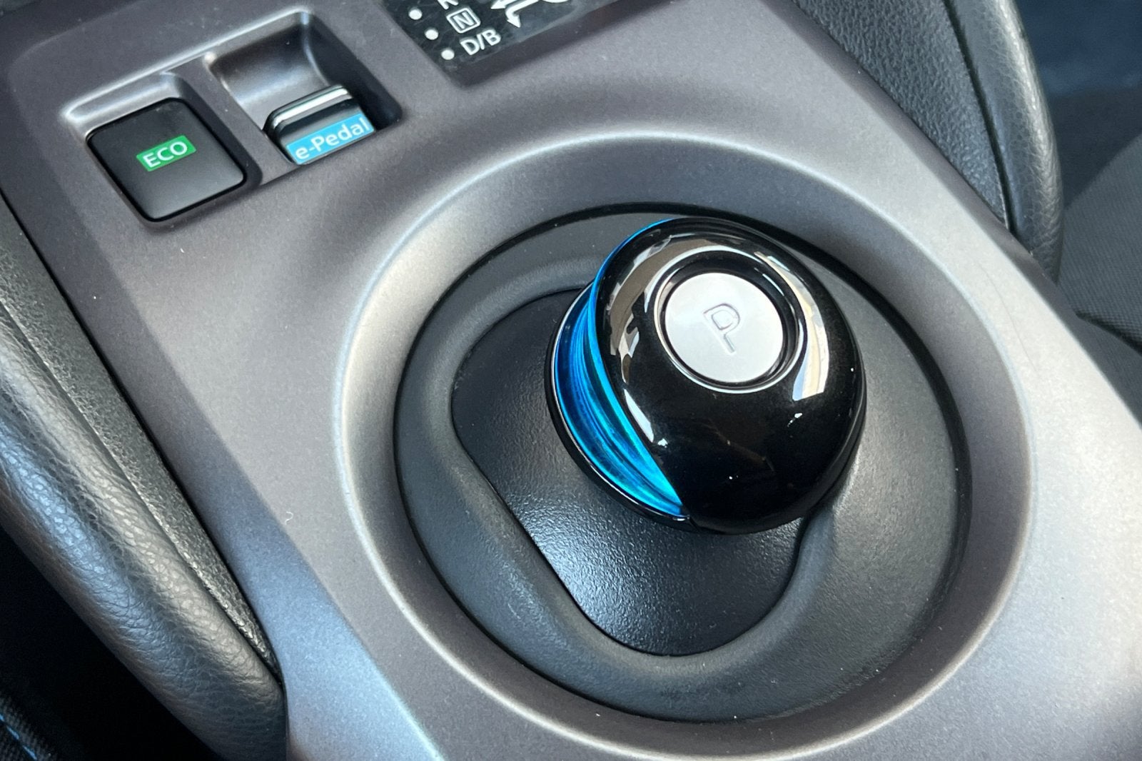 2025 Nissan Leaf S