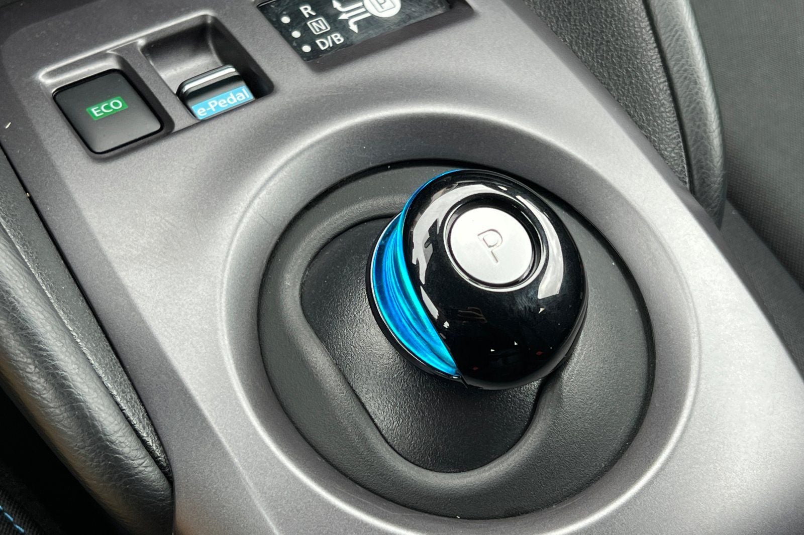 2025 Nissan Leaf S