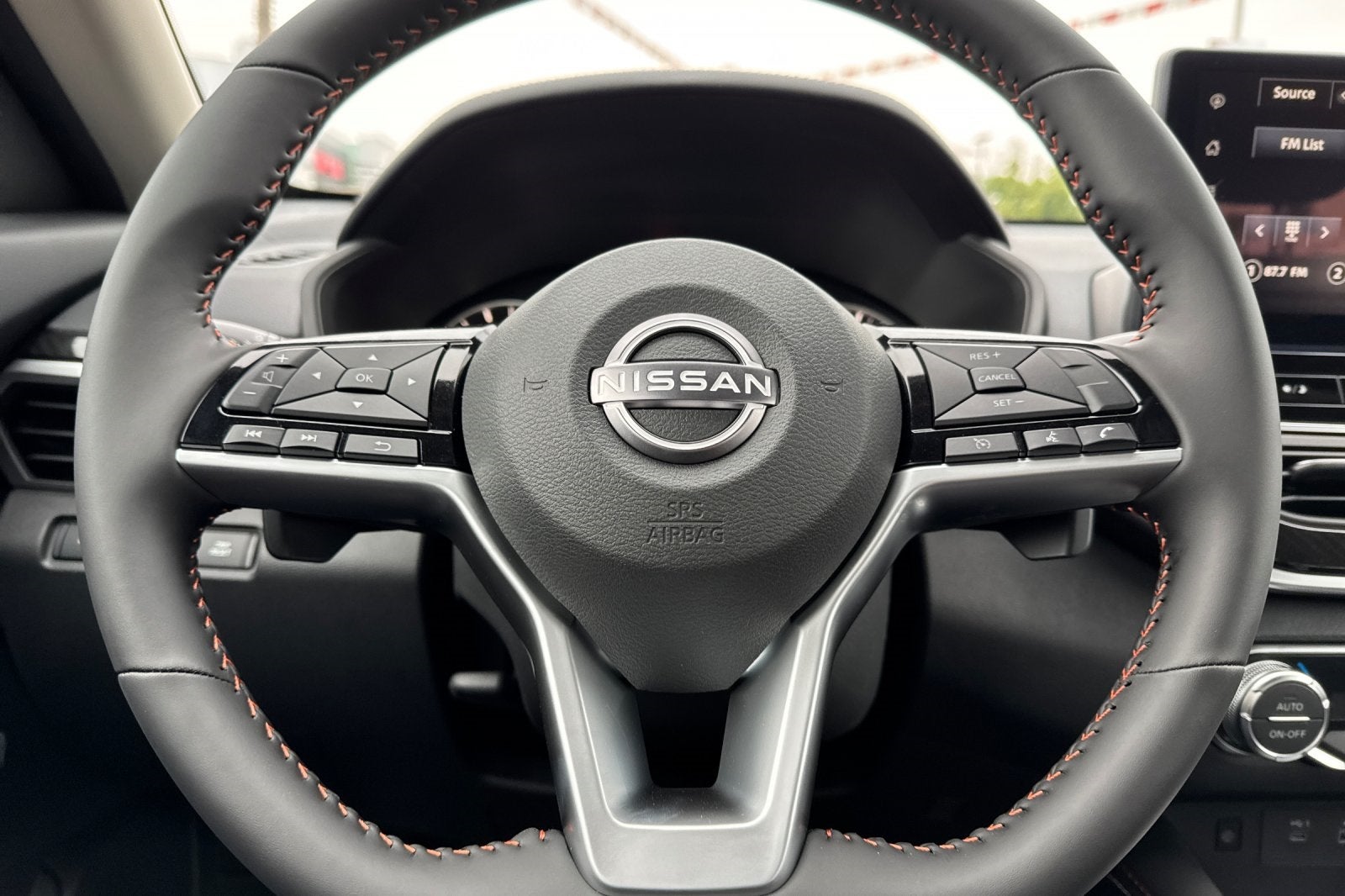 2025 Nissan Altima 2.5 SR