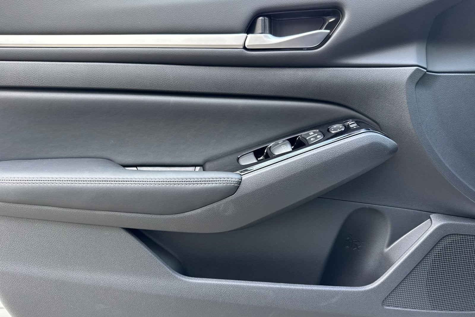 2025 Nissan Altima 2.5 SL