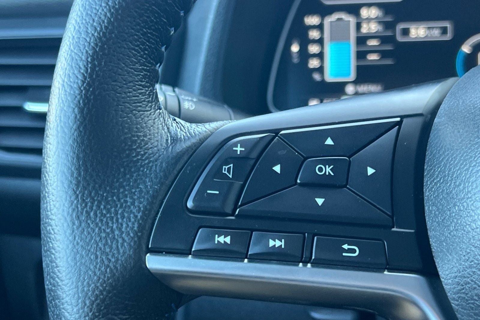 2024 Nissan Leaf SV Plus