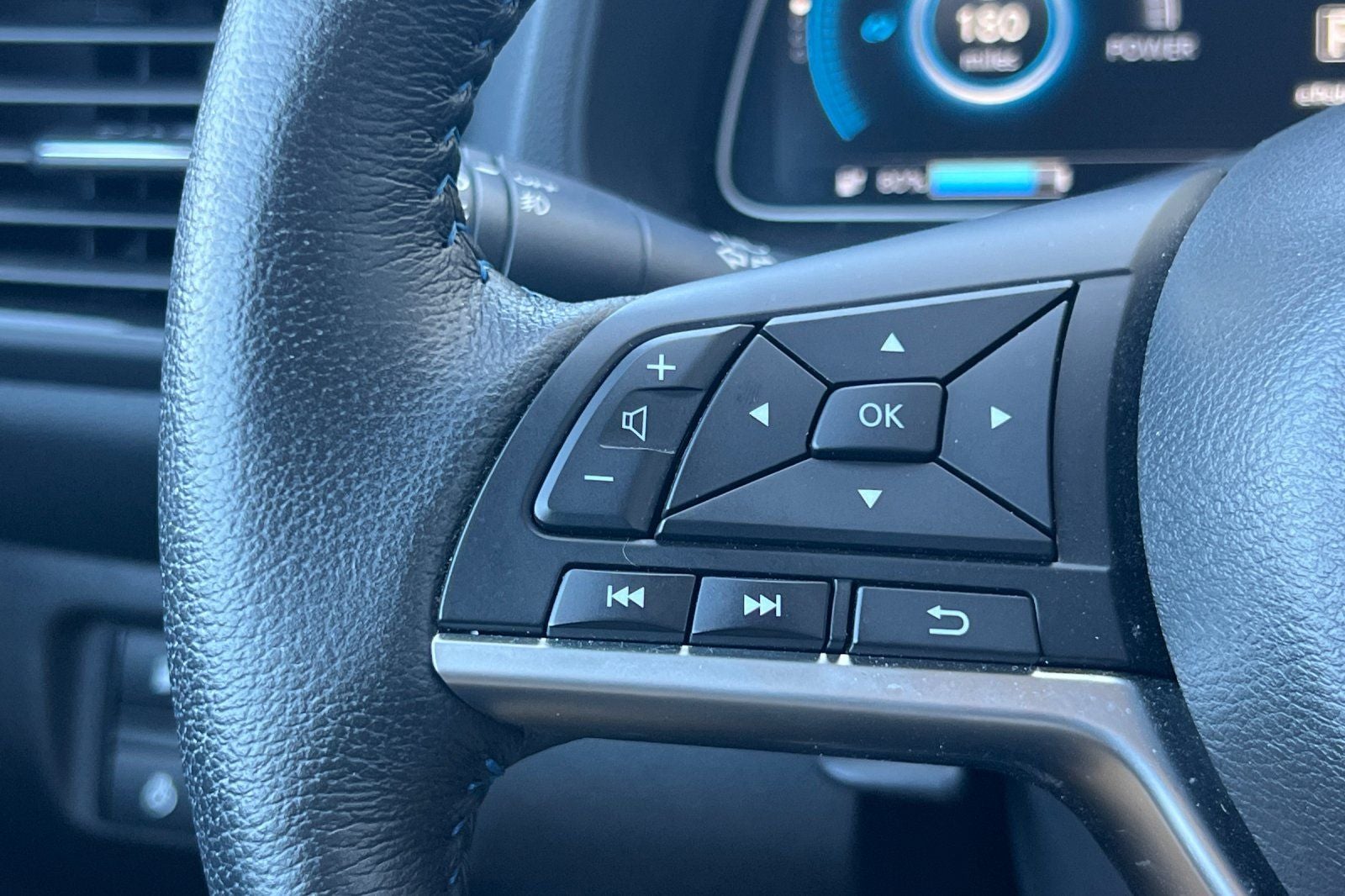 2024 Nissan Leaf SV Plus