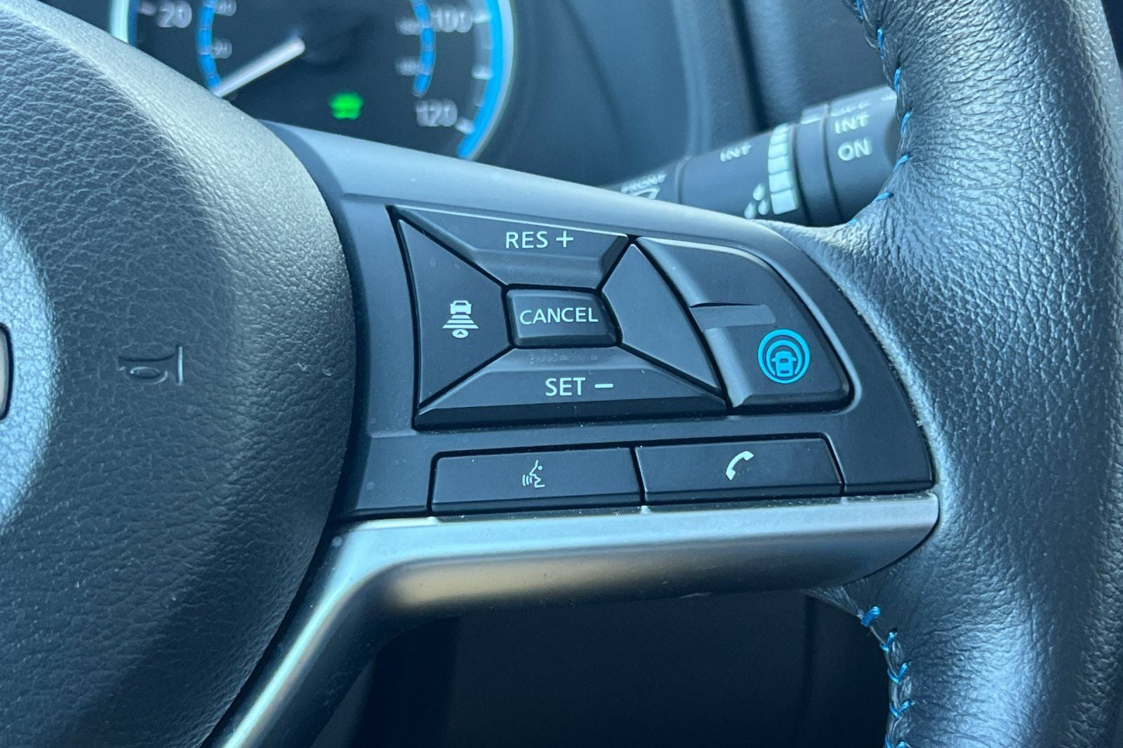 2024 Nissan Leaf SV Plus