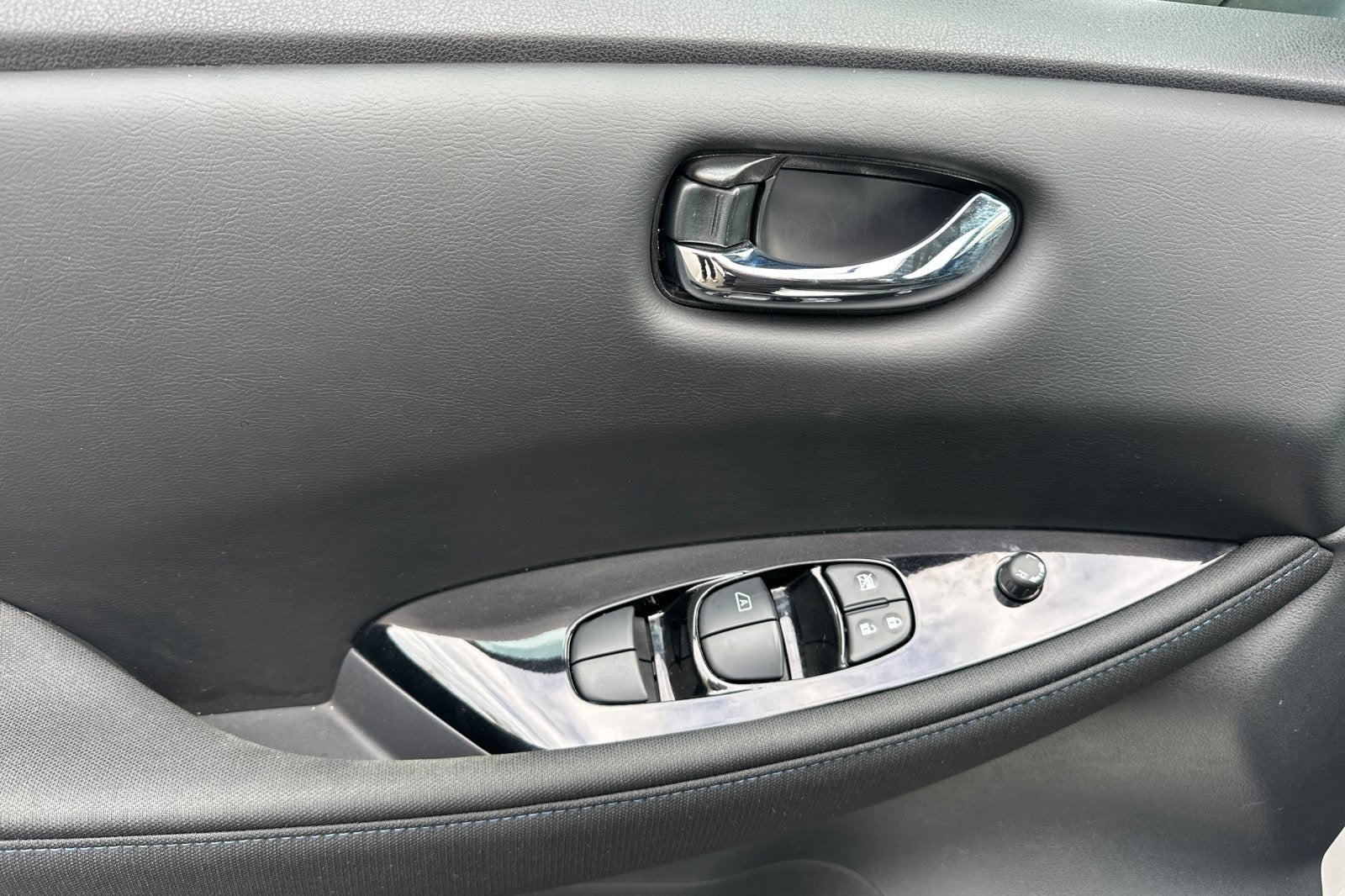 2023 Nissan Leaf SV Plus