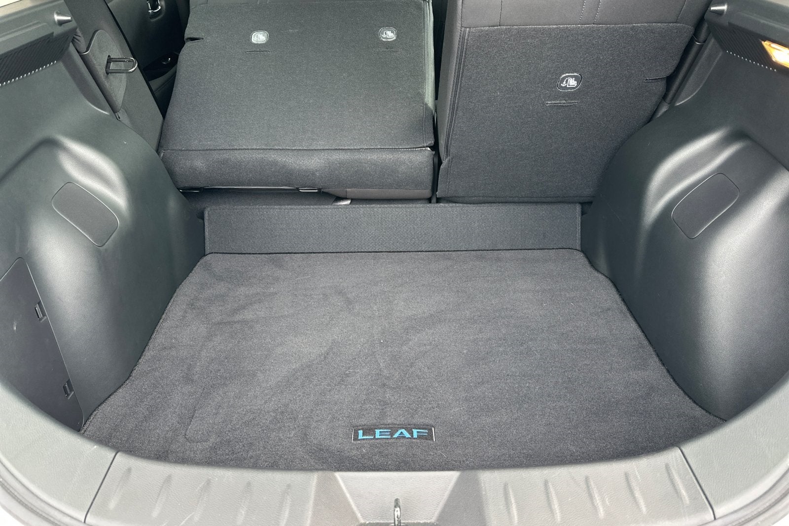 2023 Nissan Leaf SV Plus