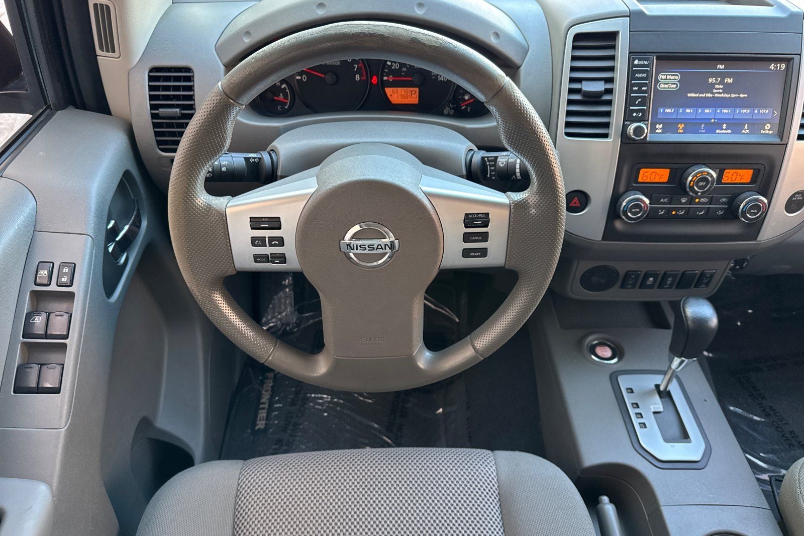 2021 Nissan Frontier SV