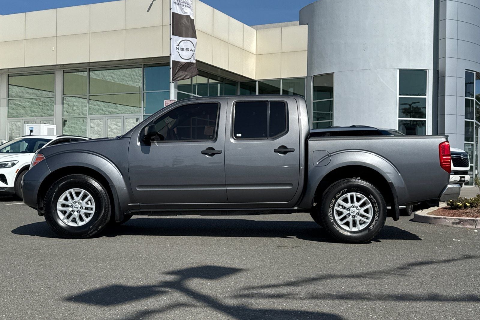 2021 Nissan Frontier SV