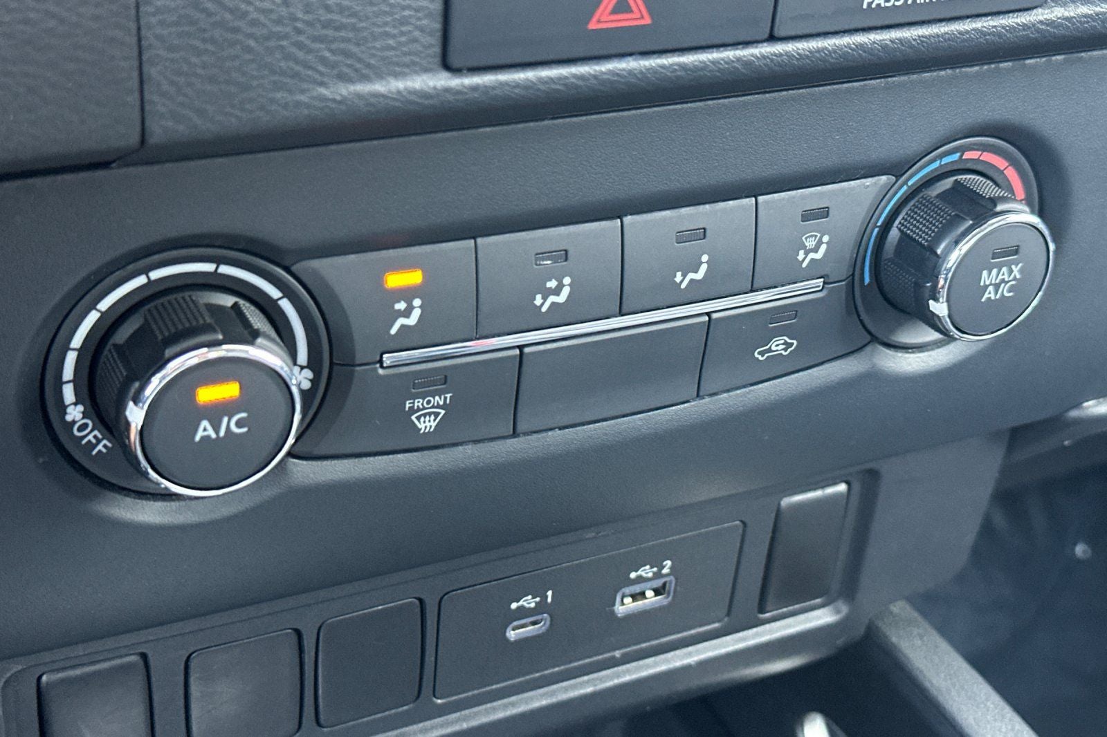 2022 Nissan Frontier SV