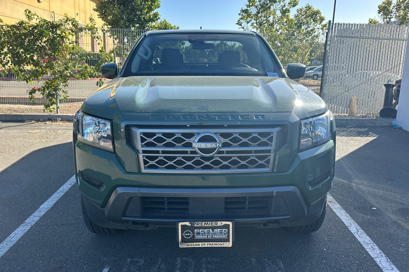 2022 Nissan Frontier SV