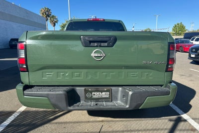 2022 Nissan Frontier SV