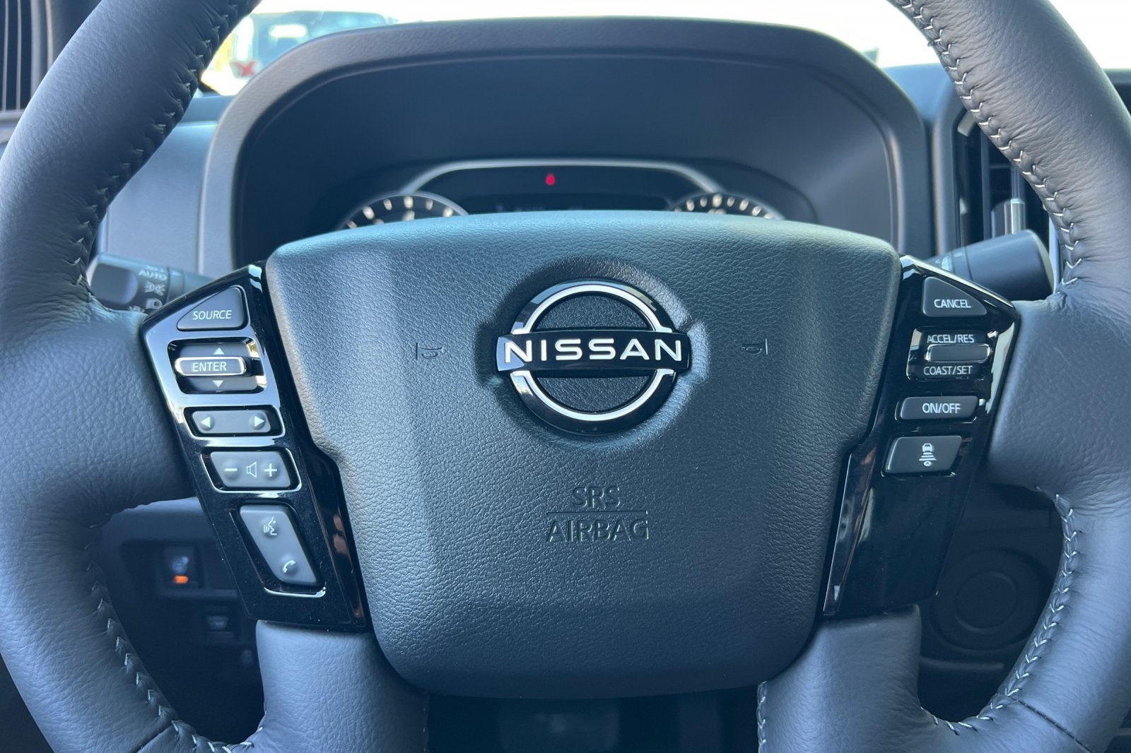 2027 Nissan Frontier SV