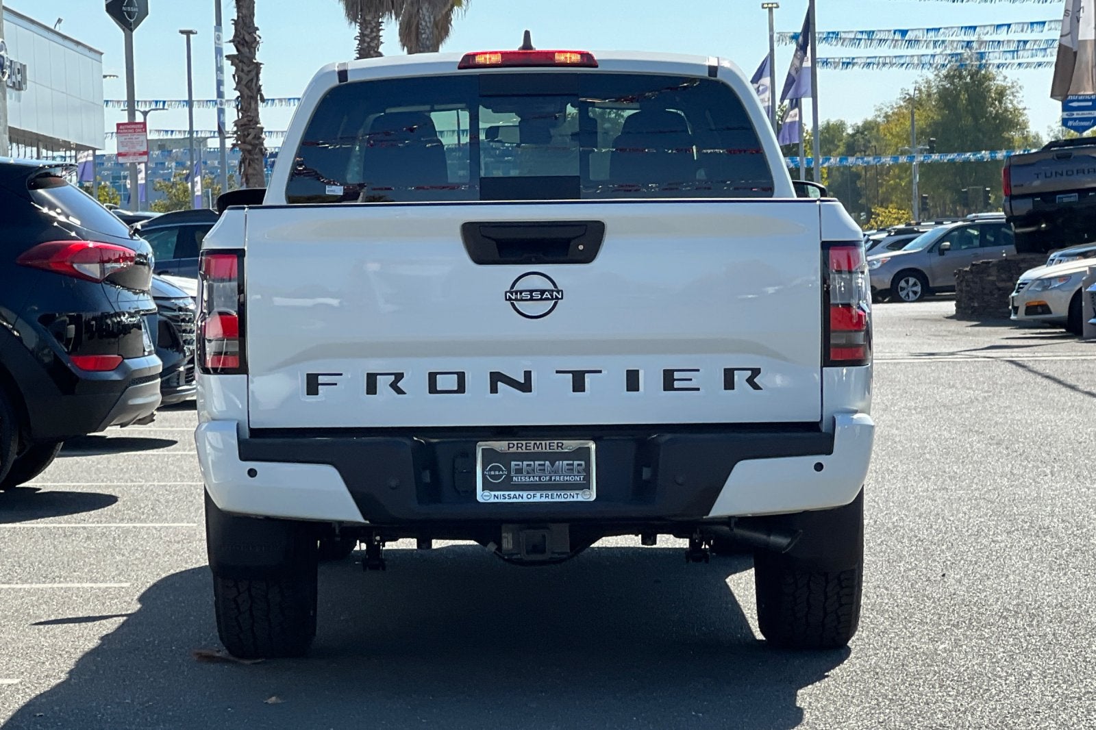 2027 Nissan Frontier SV