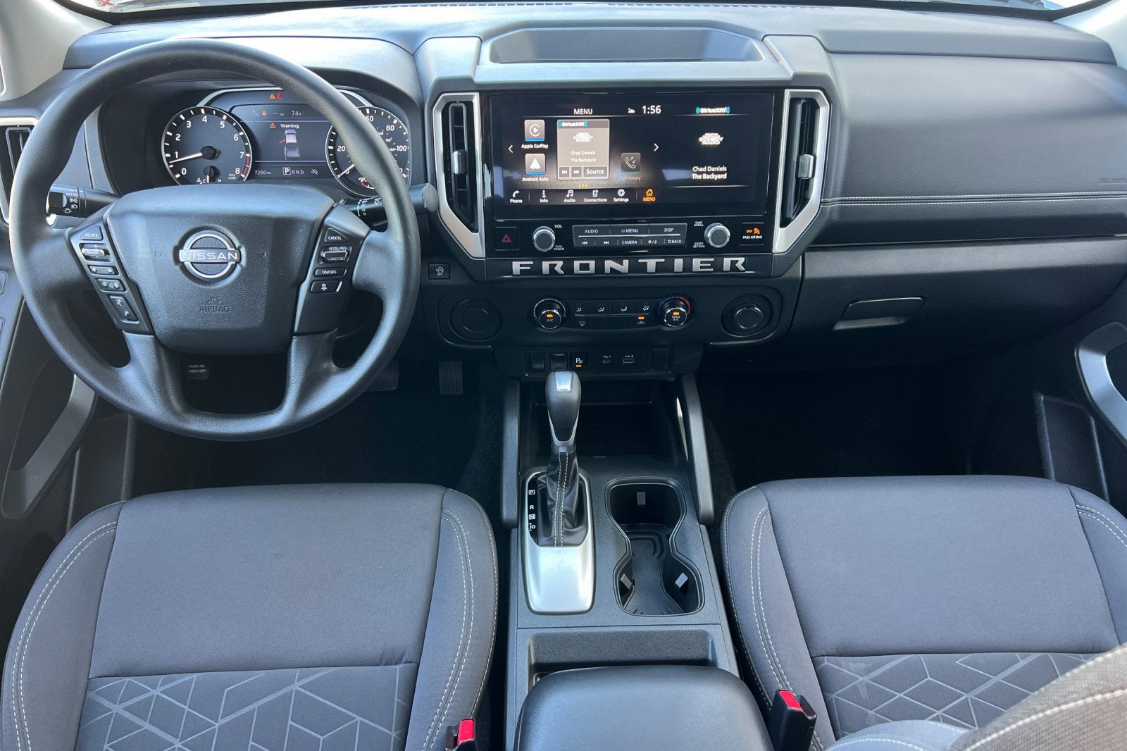 2025 Nissan Frontier SV