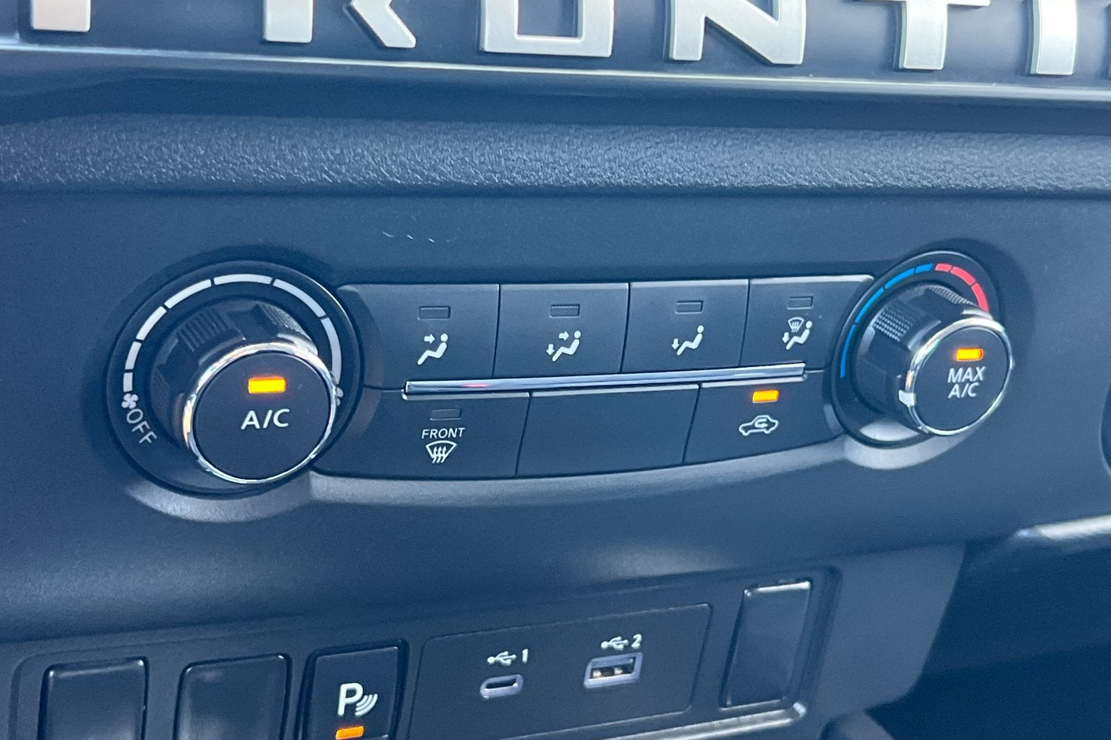 2025 Nissan Frontier SV