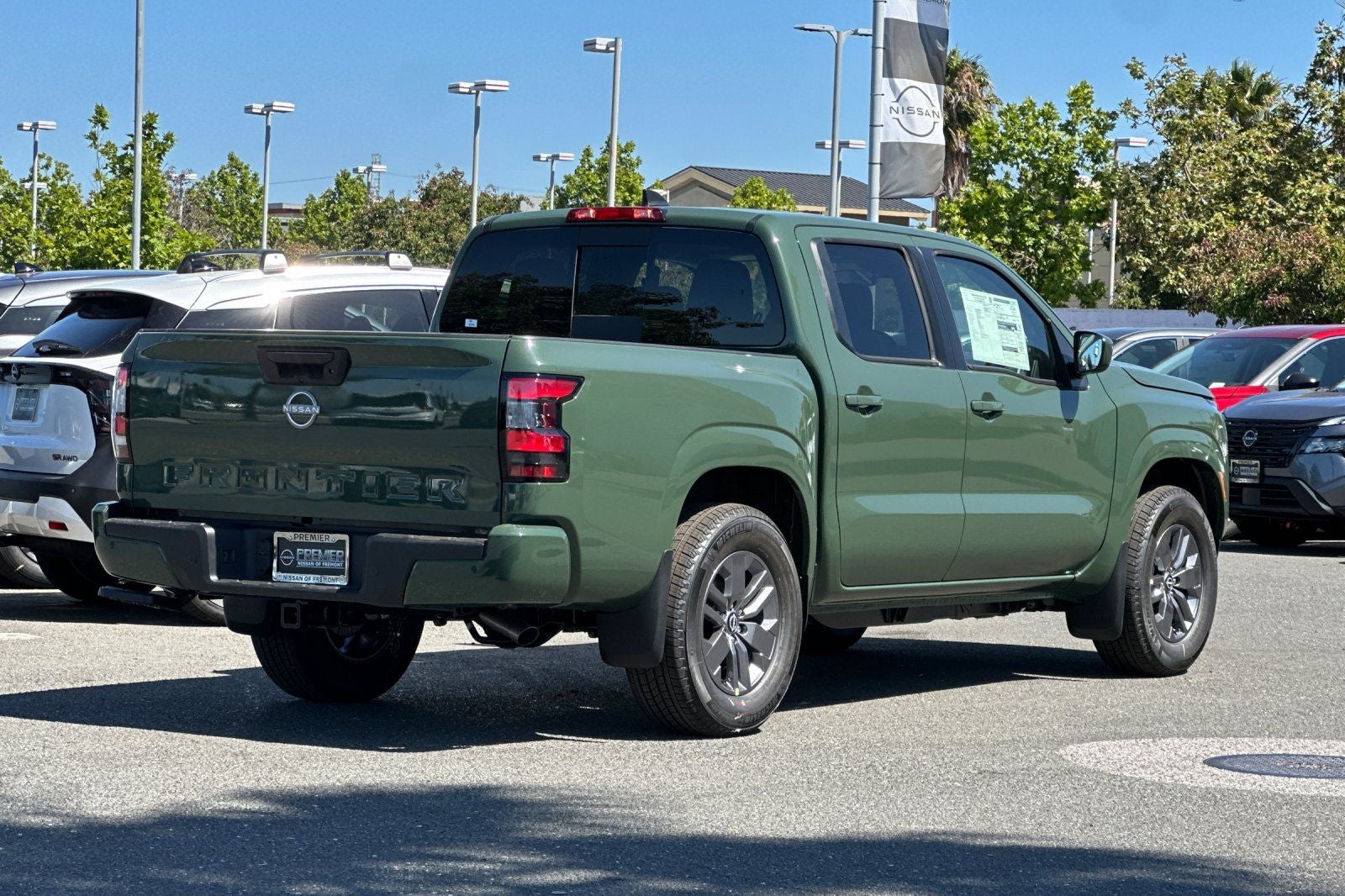 2026 Nissan Frontier SV