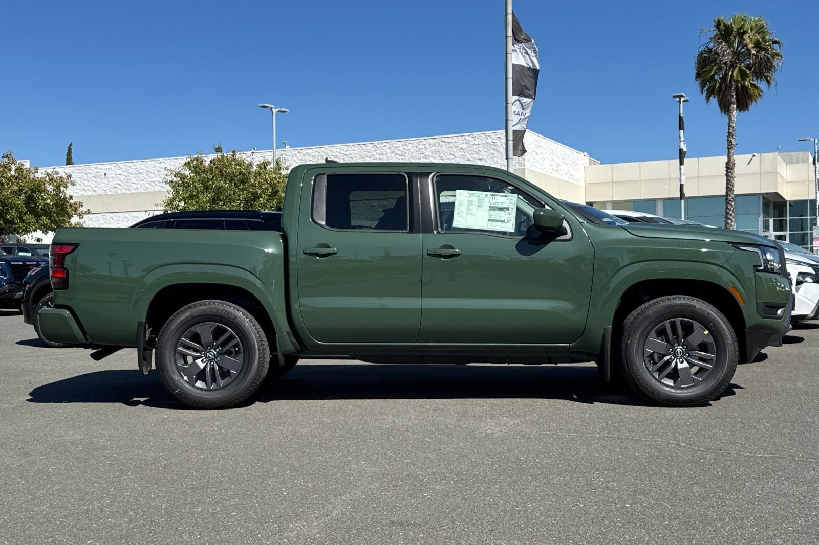 2026 Nissan Frontier SV