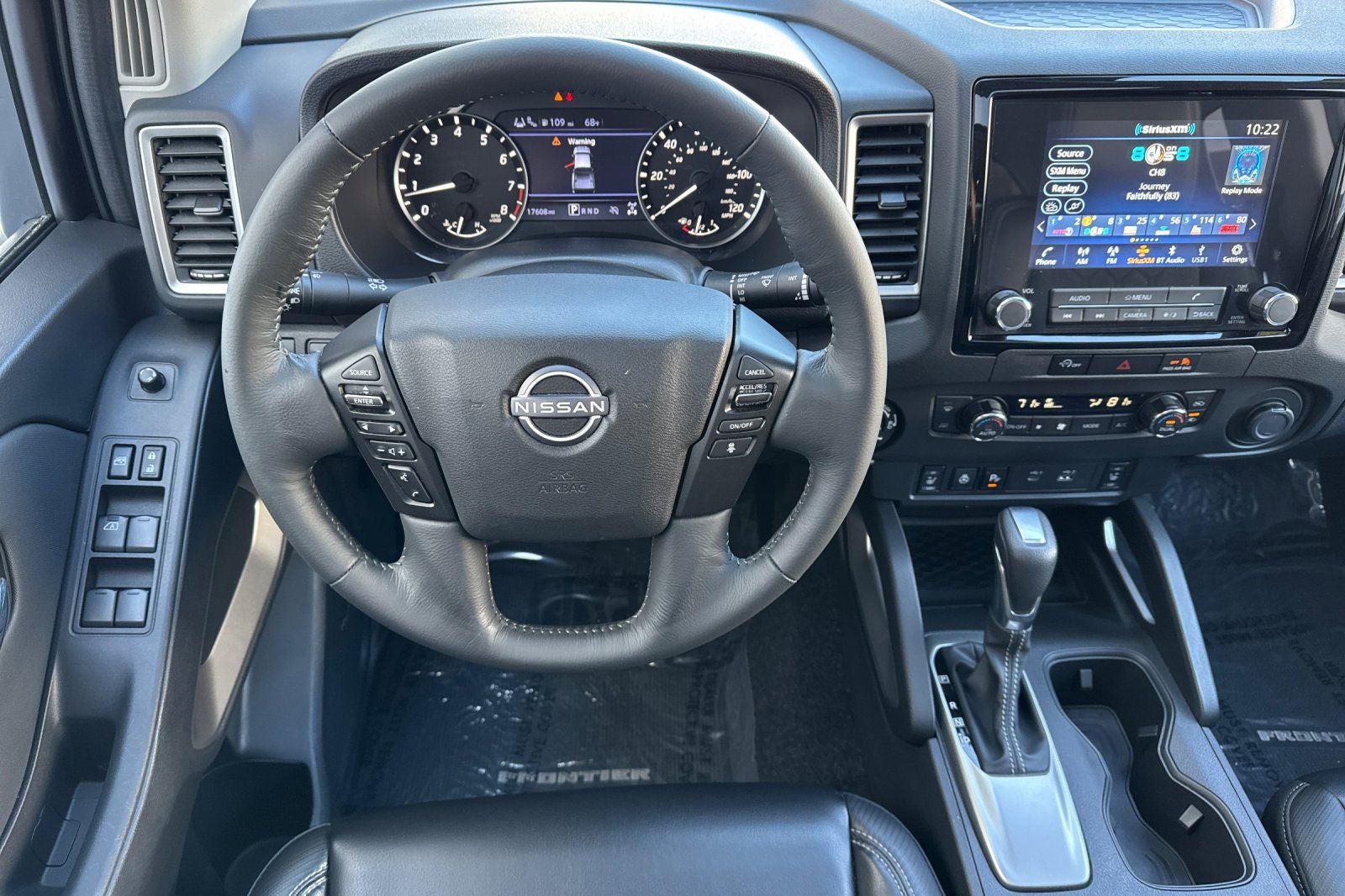 2024 Nissan Frontier SL