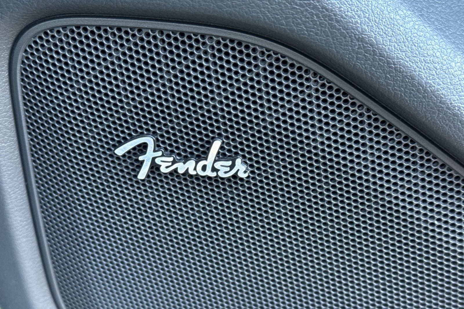 2024 Nissan Frontier SL
