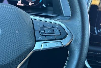 2024 Volkswagen Atlas Cross Sport 2.0T SE w/Technology